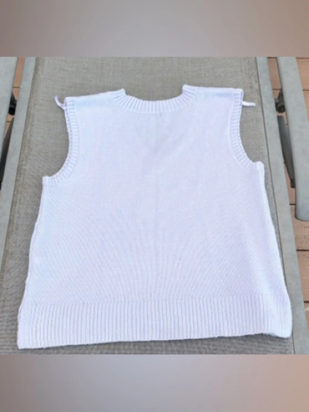 Wild Fable Lavender Retro Floral Sweater Vest great condition young adult size L
